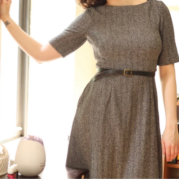 Zara Women’s wool mid length dress - Picture 4 of 5